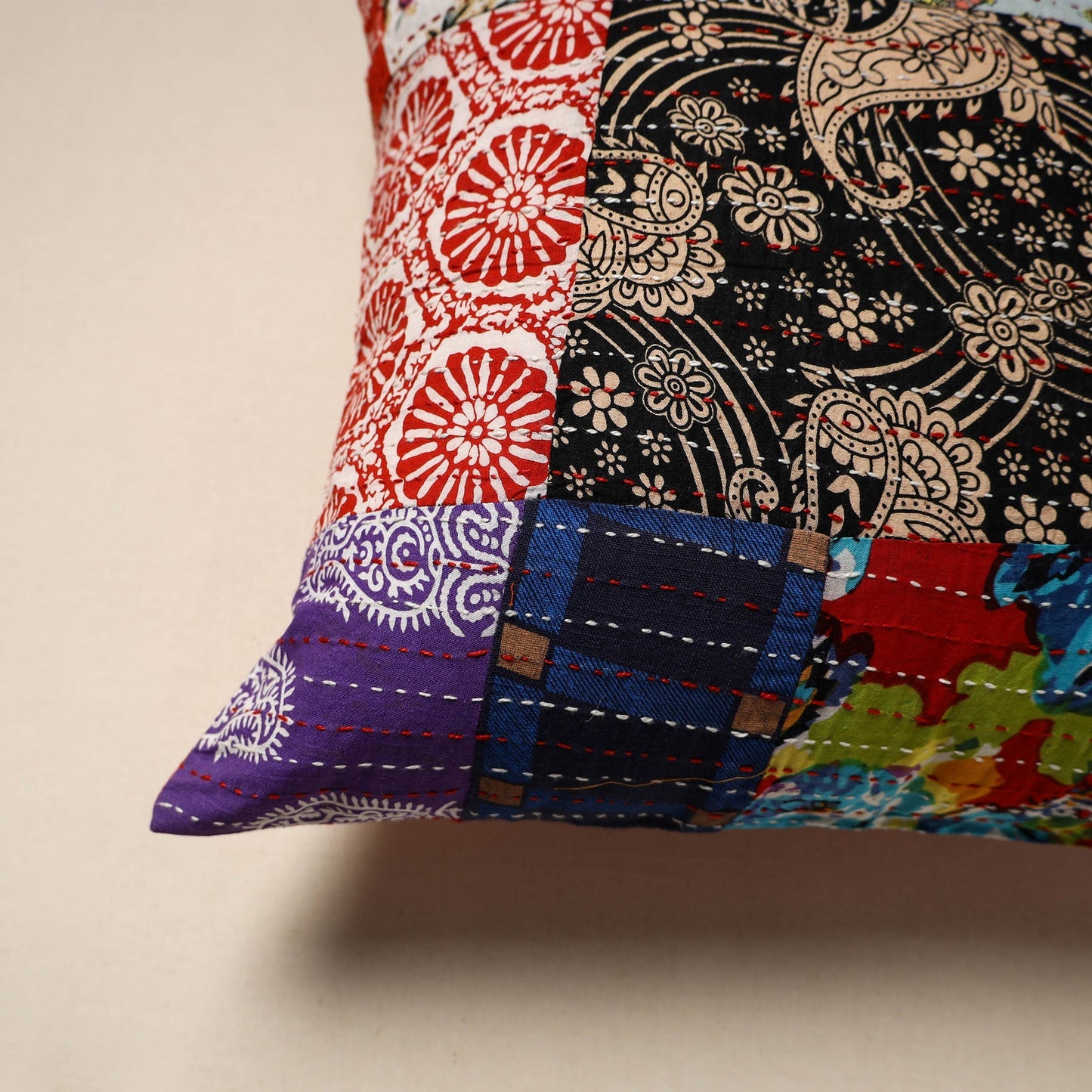 Tagai patchwork cushion cover (16 x 16 in) 71 - handcrafted