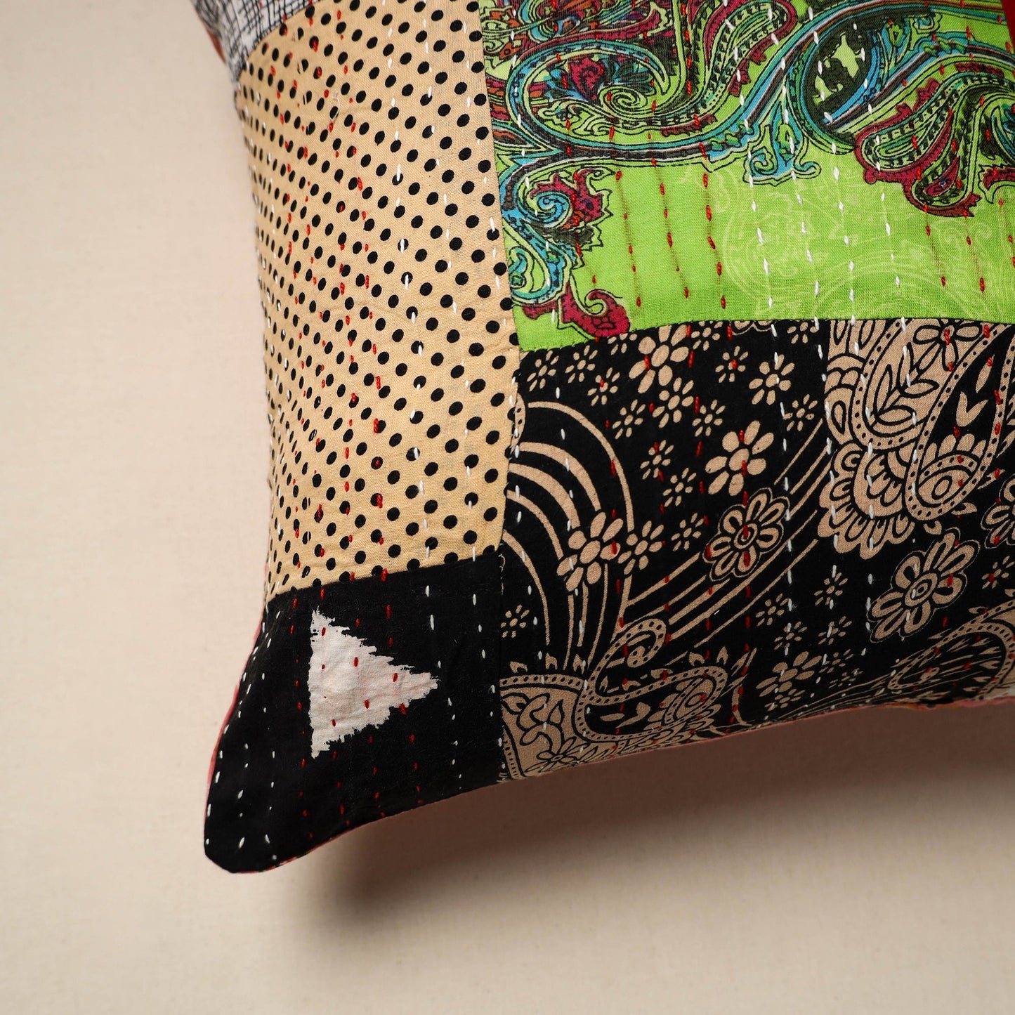 Tagai patchwork cushion cover (16 x 16 in) 73 - handcrafted