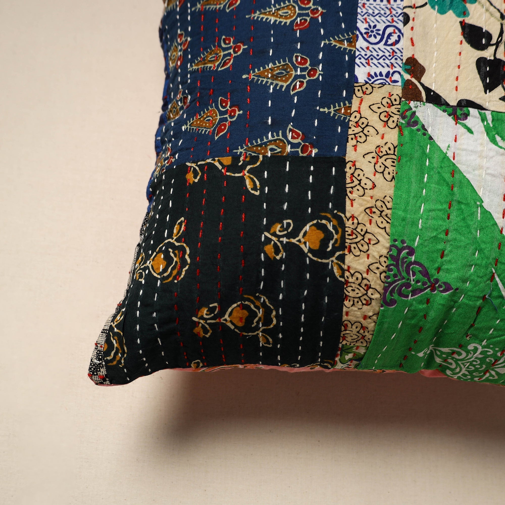 Tagai patchwork cushion cover (16 x 16 in) 78 - handcrafted