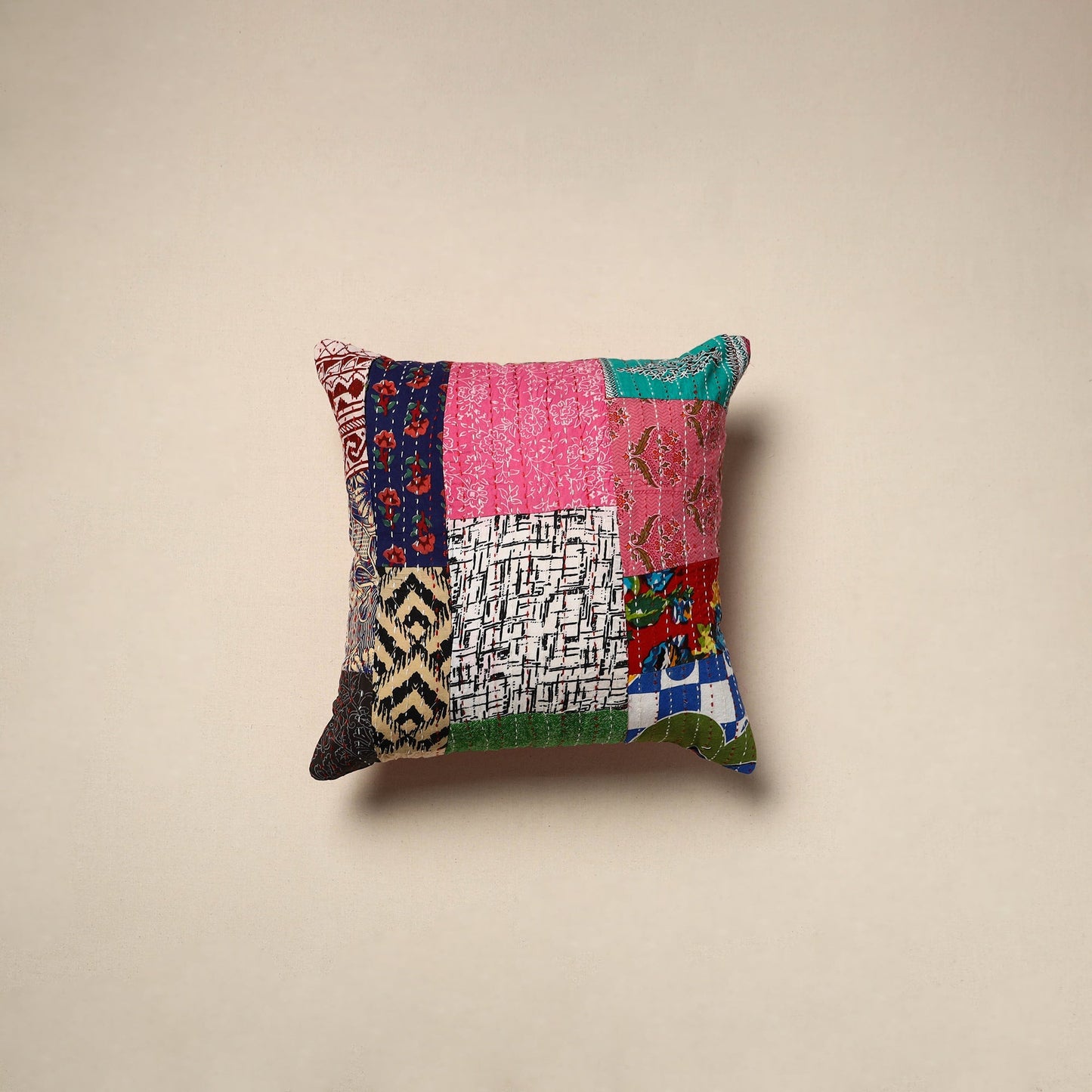 Tagai patchwork cushion cover (16 x 16 in) 79 - handcrafted