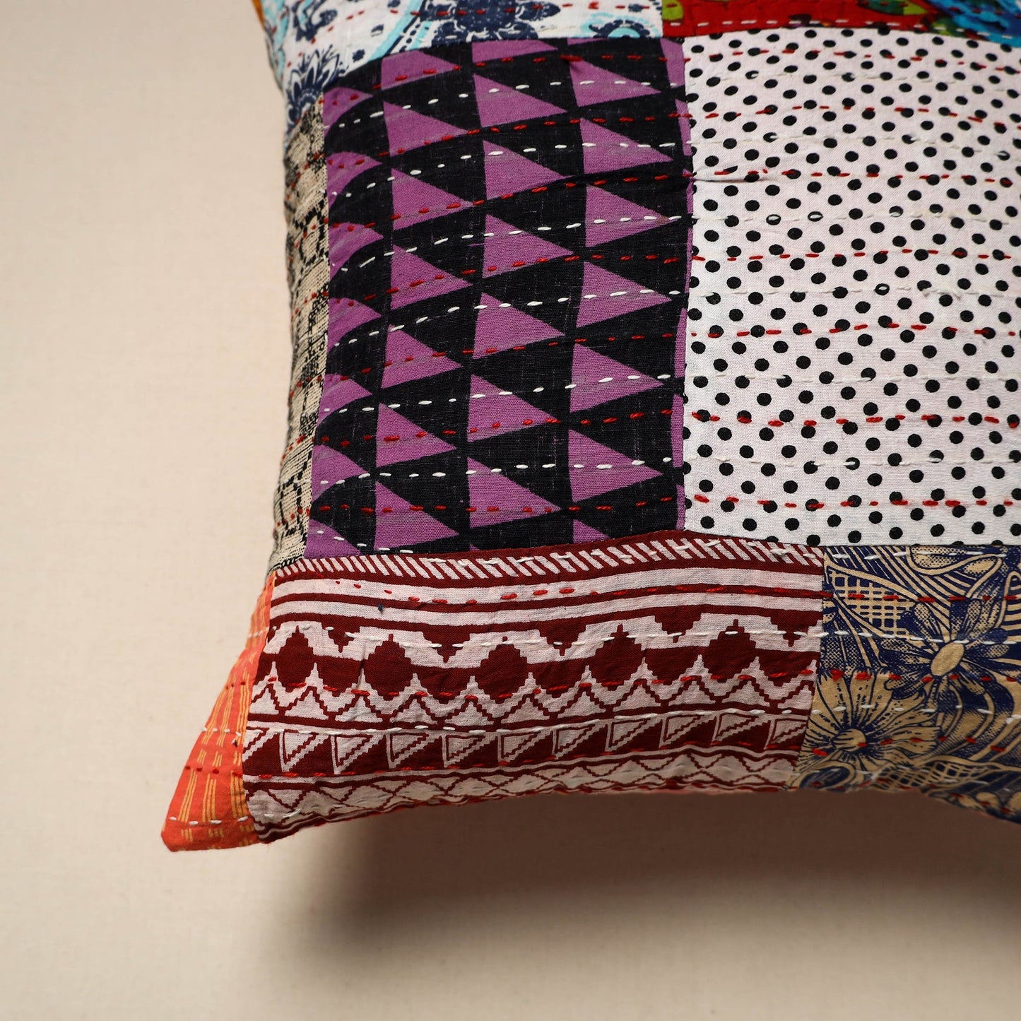 Tagai patchwork cushion cover (16 x 16 in) 82 - handcrafted