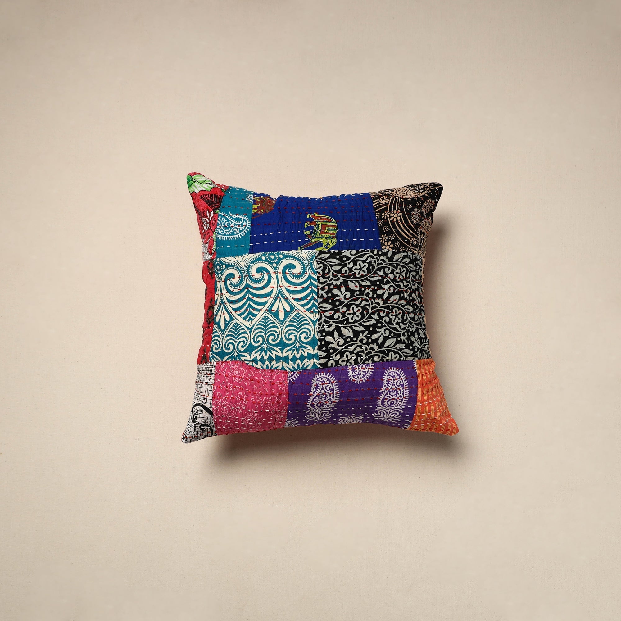 Tagai patchwork cushion cover (16 x 16 in) 86 - handcrafted