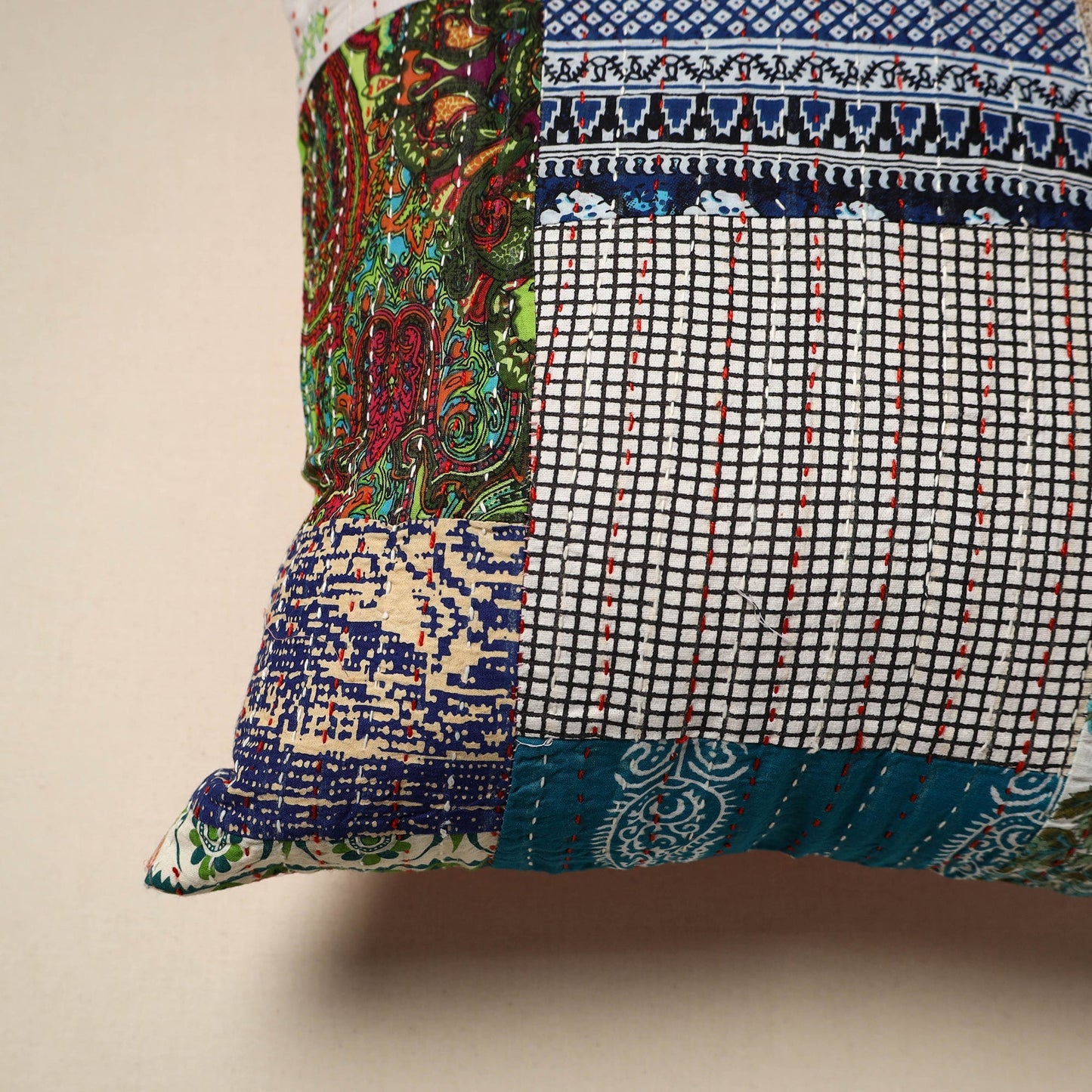 Tagai patchwork cushion cover (16 x 16 in) 88 - handcrafted