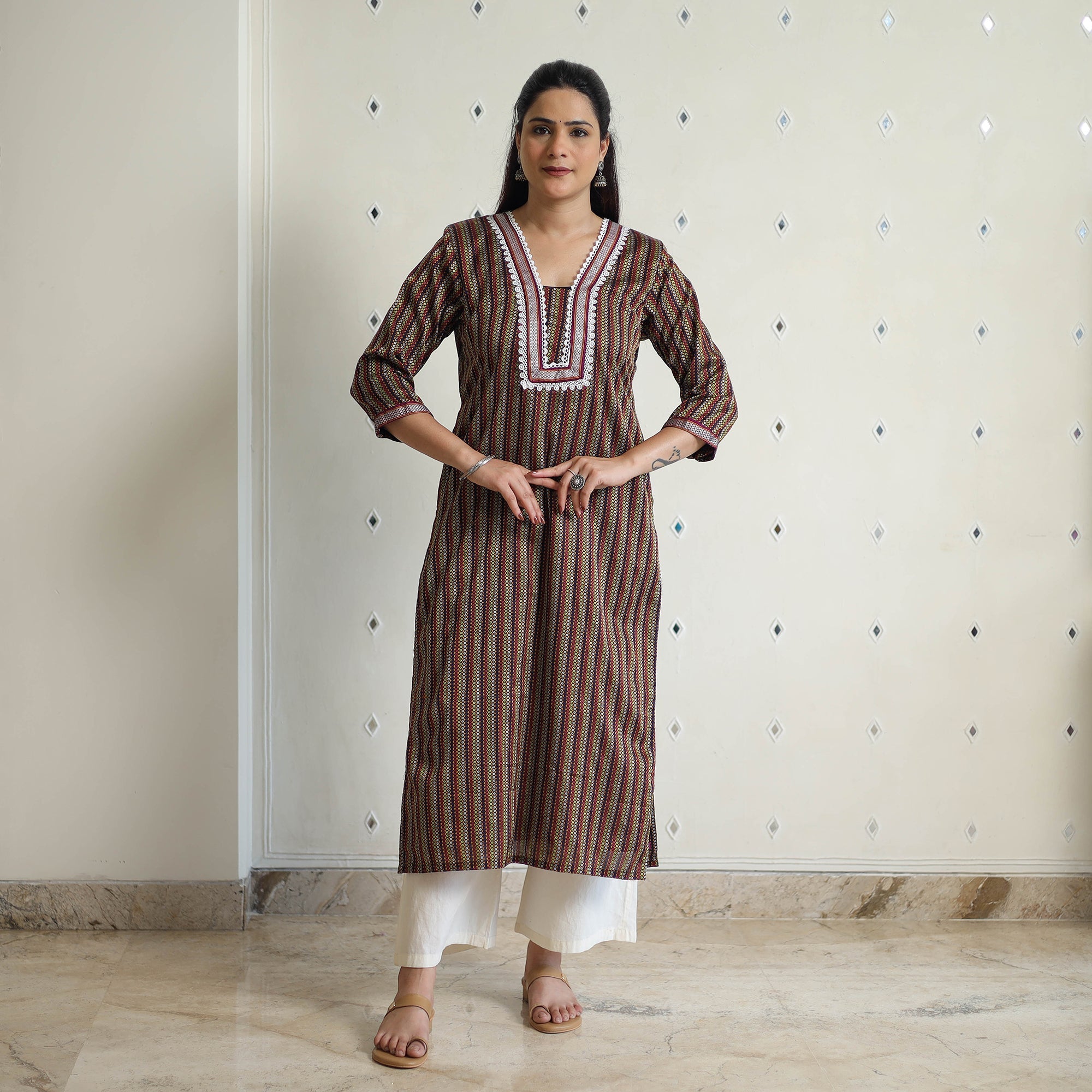 Traditional Khun Straight Kurta for Women