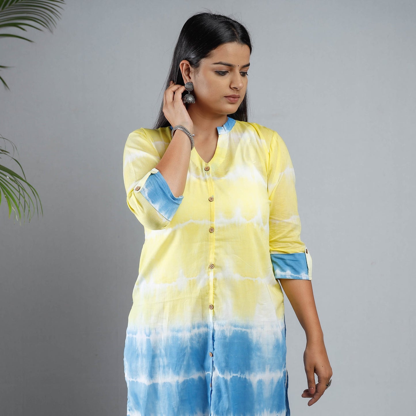 Buy Shibori Tie-Dye Mul Cotton Long Kurta Online at iTokri.com