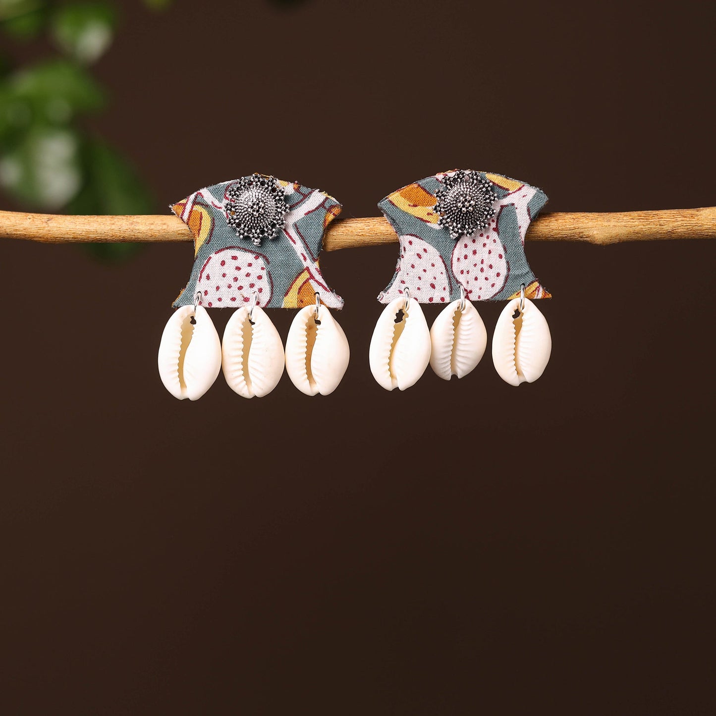  Zahira Handcrafted GS & Shell Work Fabart Earrings 