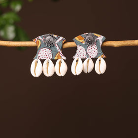  Zahira Handcrafted GS & Shell Work Fabart Earrings 