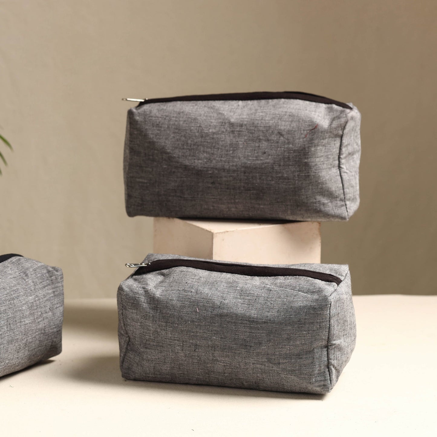  Handmade Cotton Toiletry Bag Online in India l iTokri