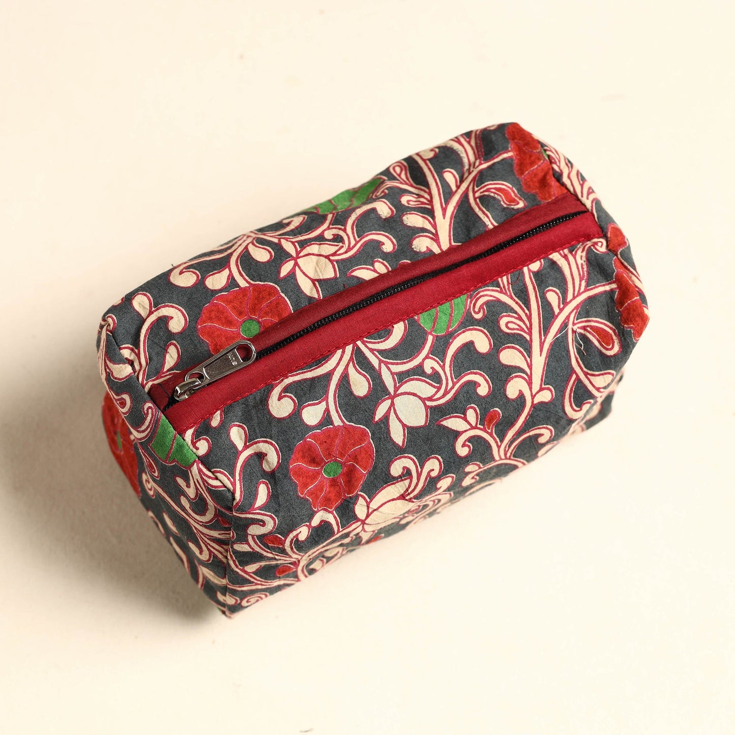  Handmade Cotton Toiletry Bag Online in India l iTokri