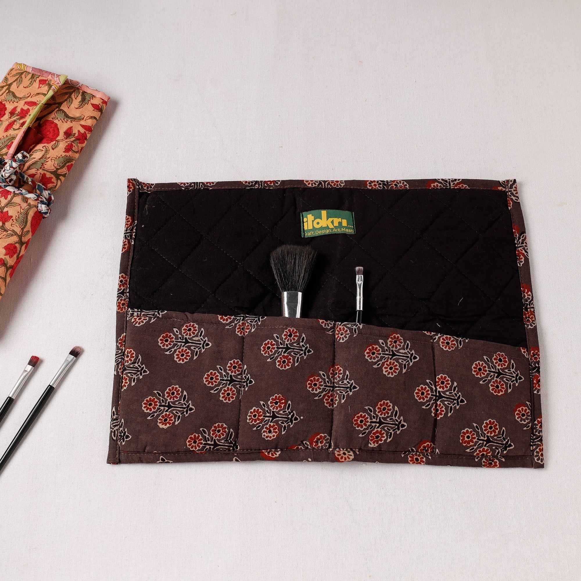  Multipurpose Segmented Storage Wrap PouchOnline 