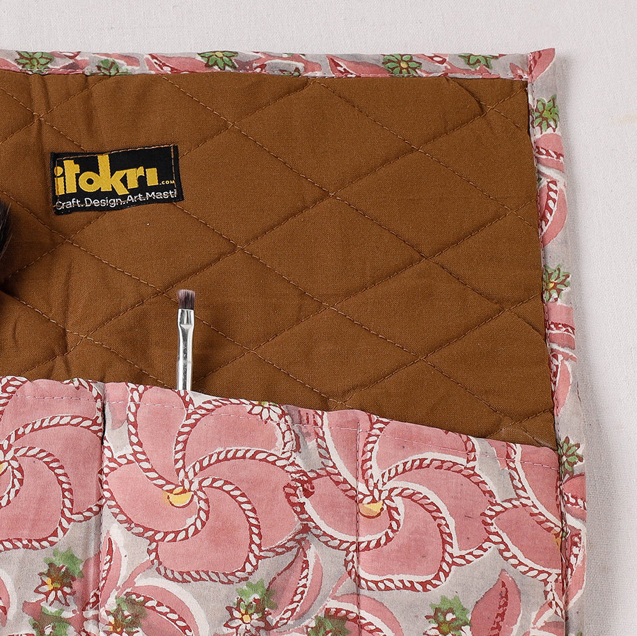  Multipurpose Segmented Storage Wrap PouchOnline 