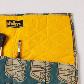  Multipurpose Segmented Storage Wrap PouchOnline 