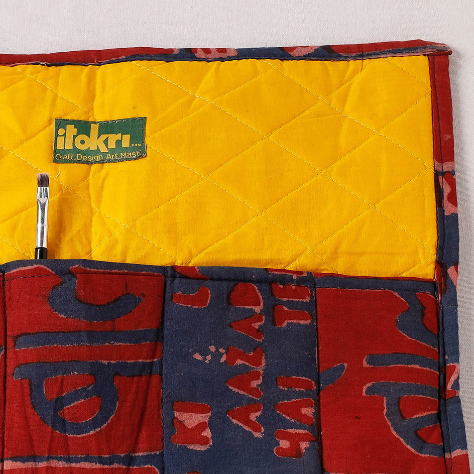  Multipurpose Segmented Storage Wrap PouchOnline 