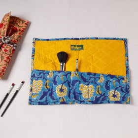  Multipurpose Segmented Storage Wrap PouchOnline 