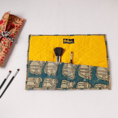  Multipurpose Segmented Storage Wrap PouchOnline 