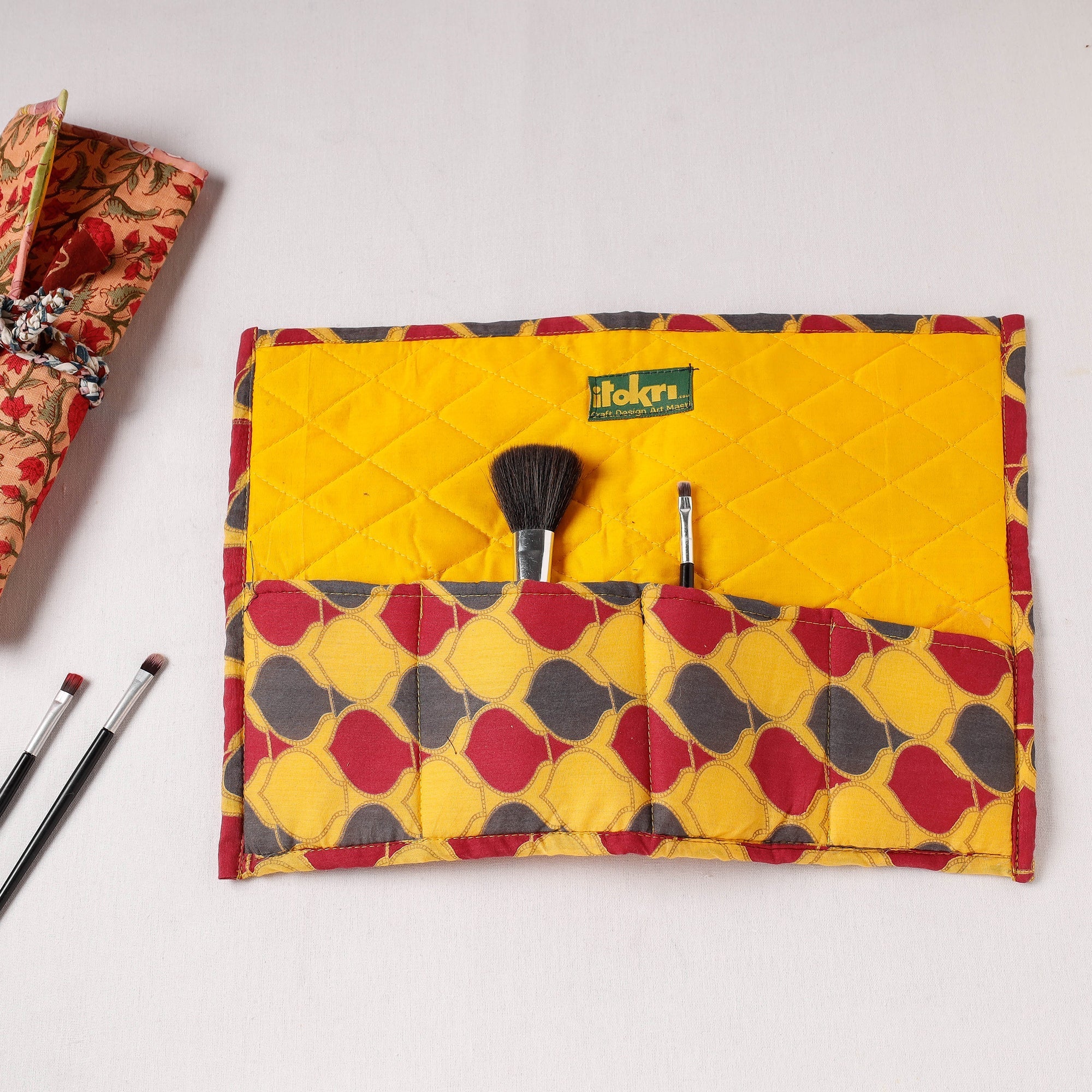  Multipurpose Segmented Storage Wrap PouchOnline 