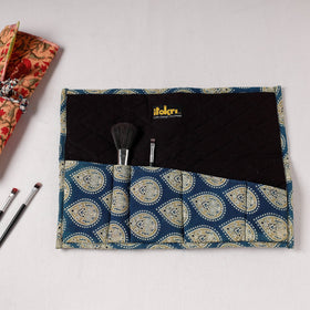  Multipurpose Segmented Storage Wrap PouchOnline 