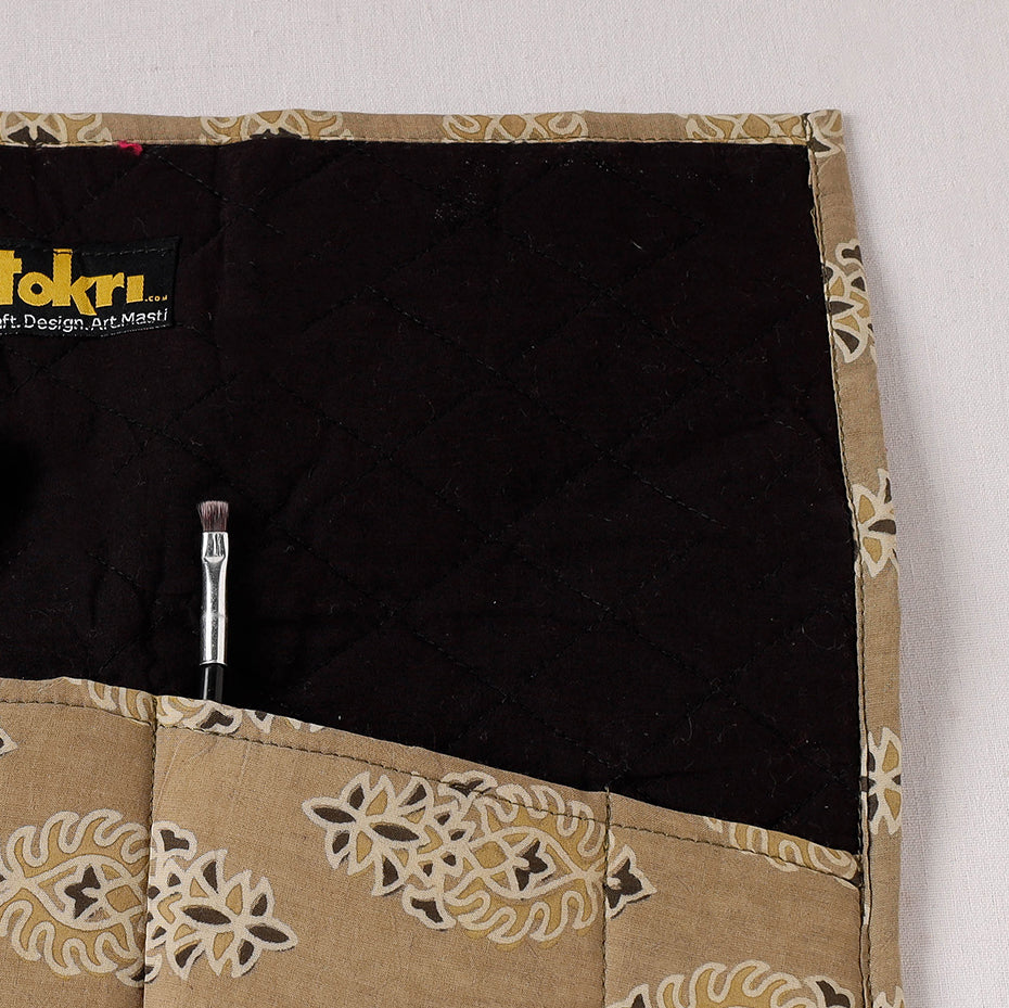  Multipurpose Segmented Storage Wrap PouchOnline 