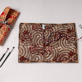  Multipurpose Segmented Storage Wrap PouchOnline 