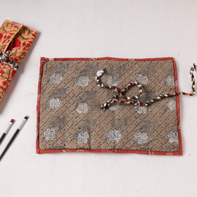  Multipurpose Segmented Storage Wrap PouchOnline 