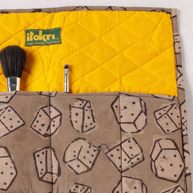  Multipurpose Segmented Storage Wrap PouchOnline 