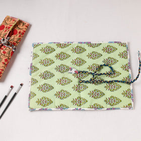  Multipurpose Segmented Storage Wrap PouchOnline 