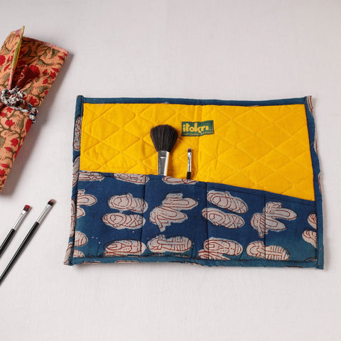  Multipurpose Segmented Storage Wrap PouchOnline 