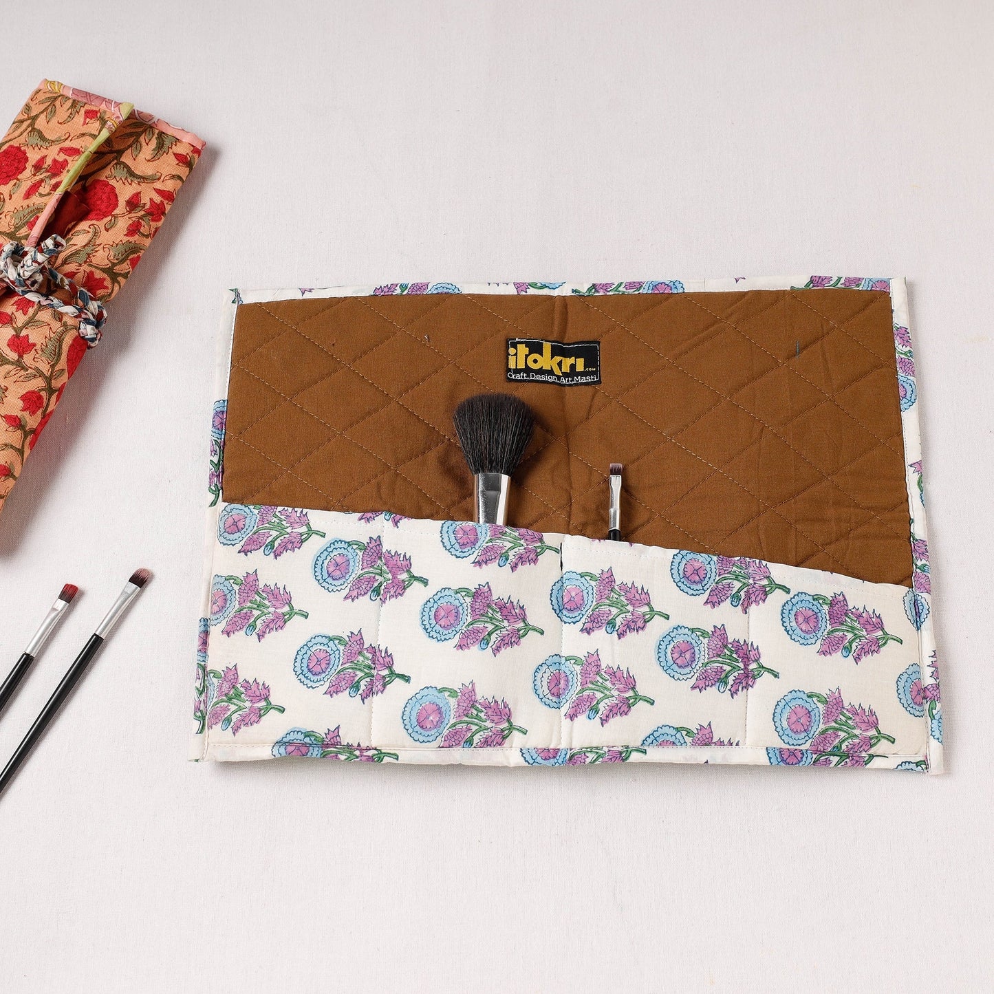  Multipurpose Segmented Storage Wrap PouchOnline 