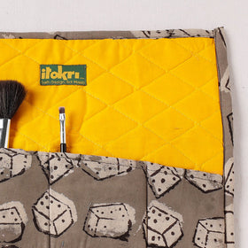  Multipurpose Segmented Storage Wrap PouchOnline 