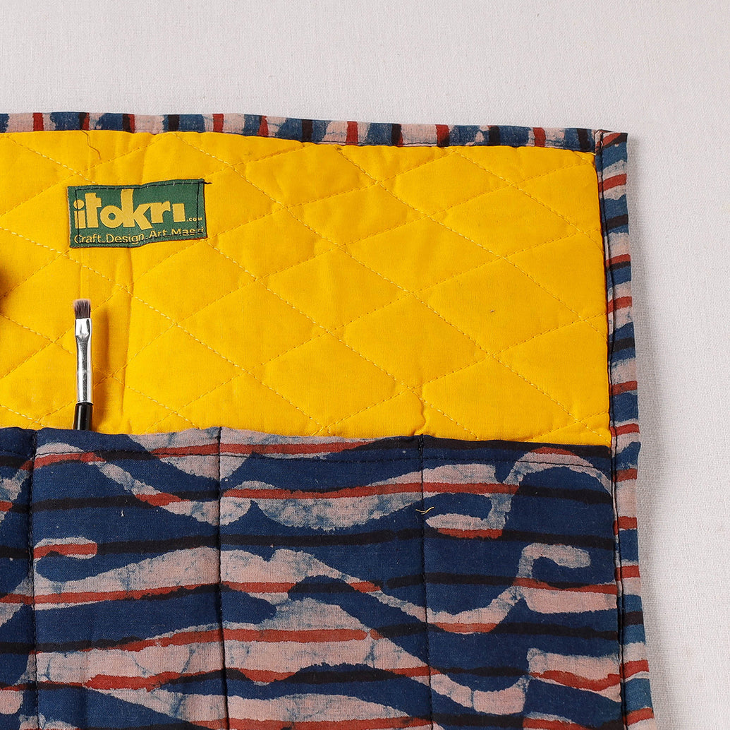  Multipurpose Segmented Storage Wrap PouchOnline 