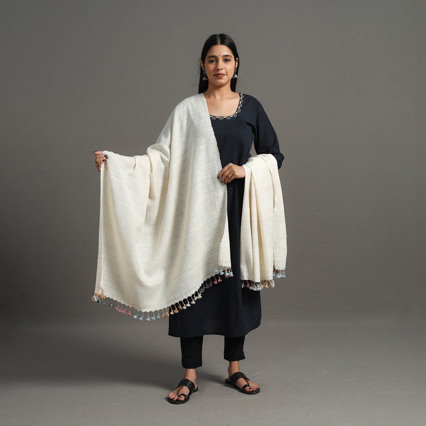 Kutch Handwoven Silk x Woolen Shawl 31