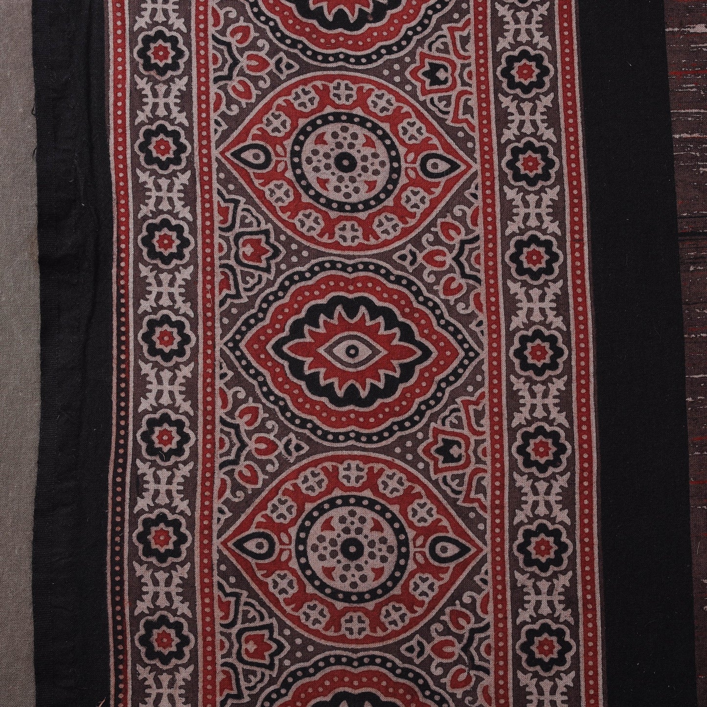 Natural dyed brush design cotton fabric 06 - handcrafted