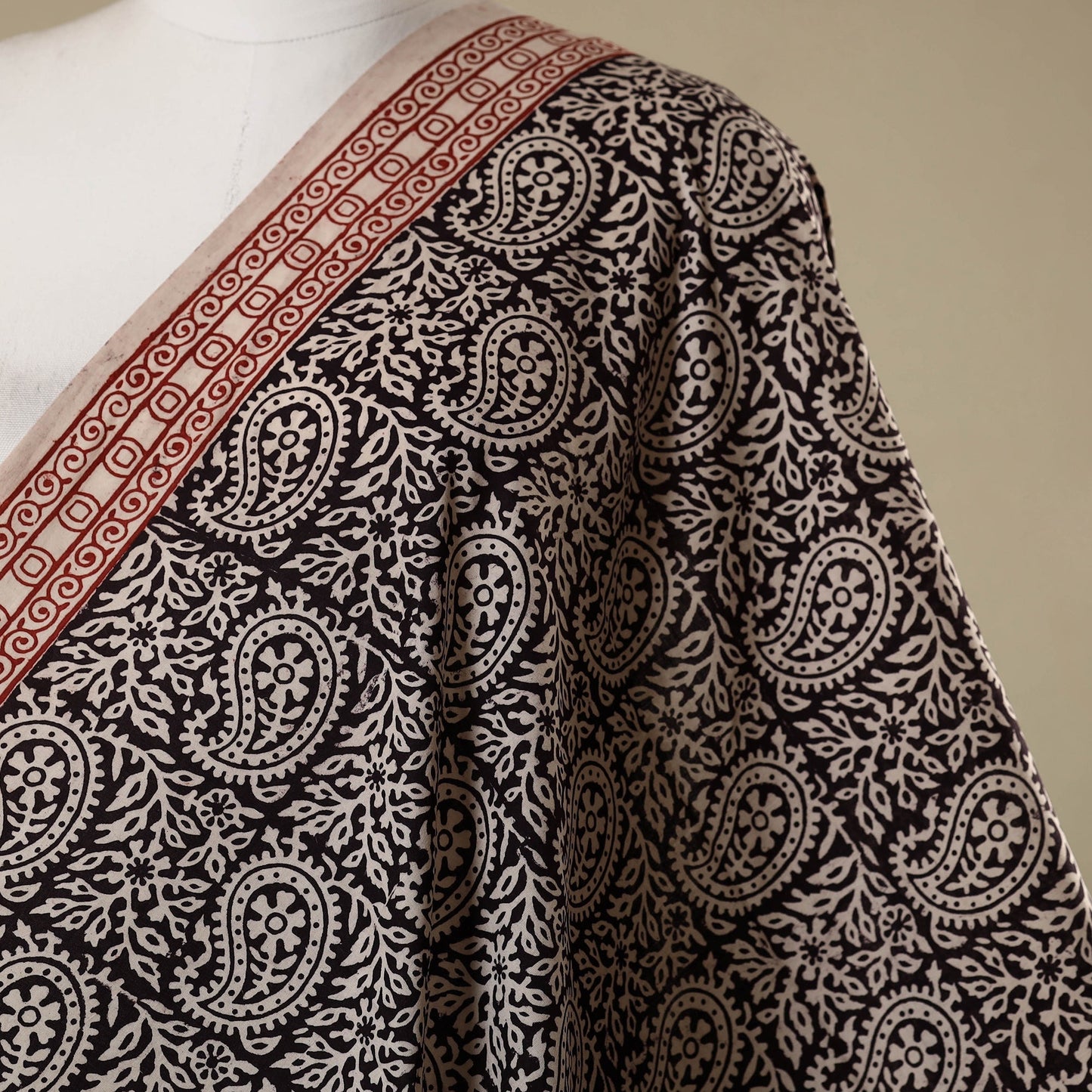 Natural dyed cotton bagh fabric 07 - handcrafted