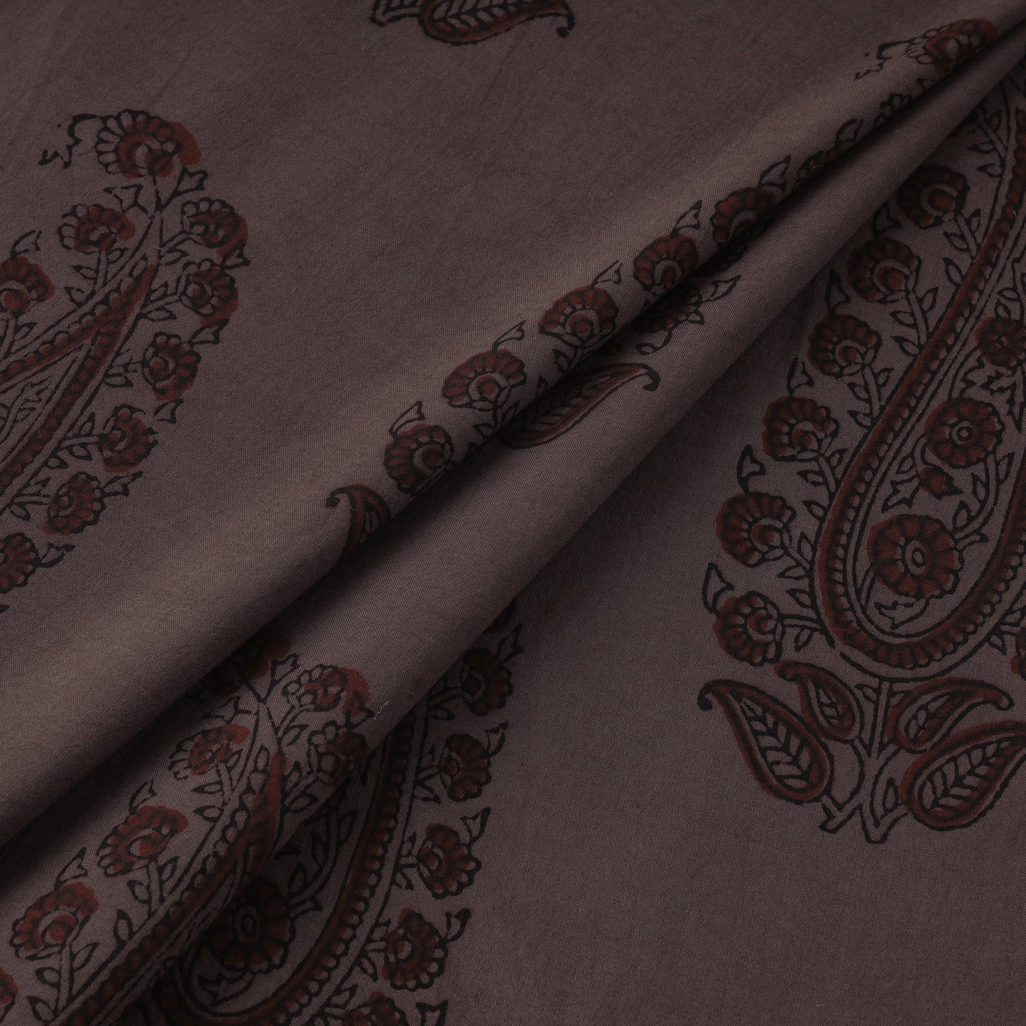 Natural dyed cotton hand bagh fabric 31 - handcrafted