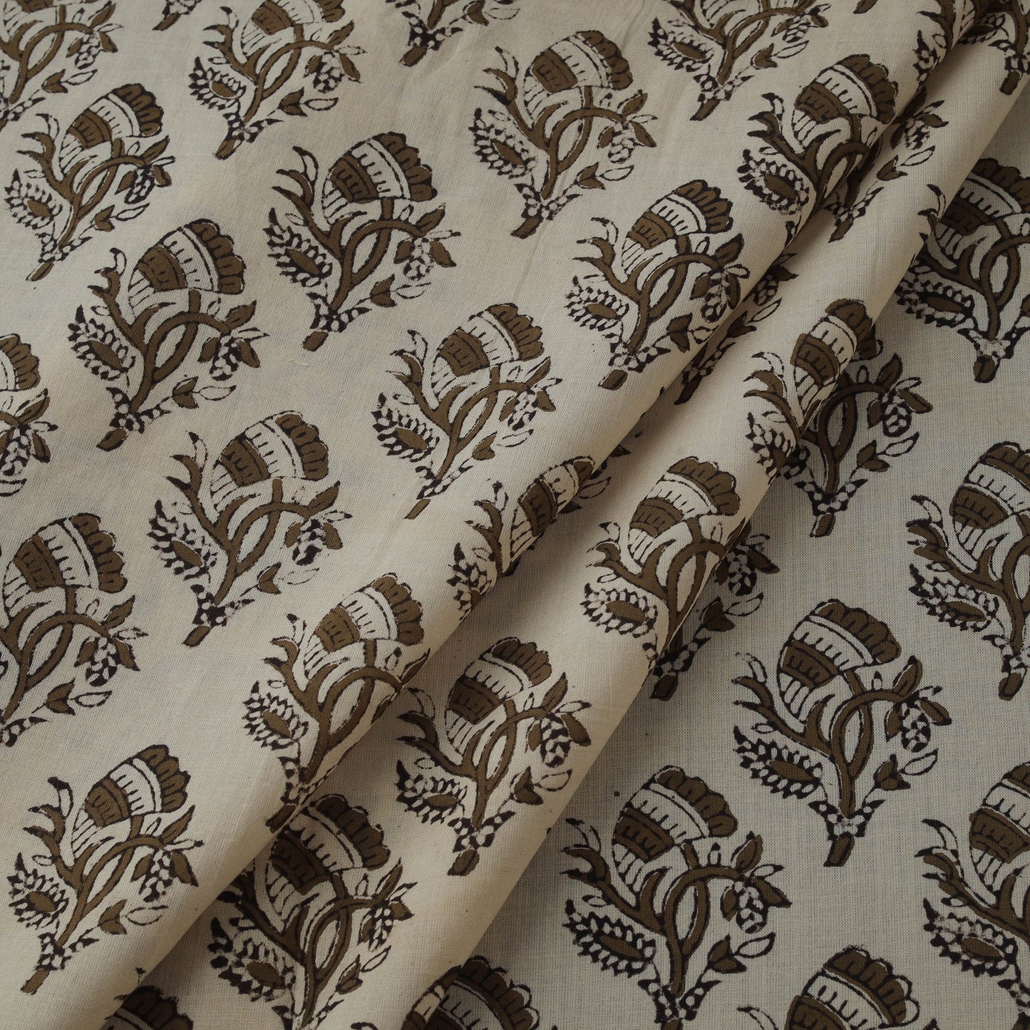 Natural dyed cotton hand block bagru print fabric 01