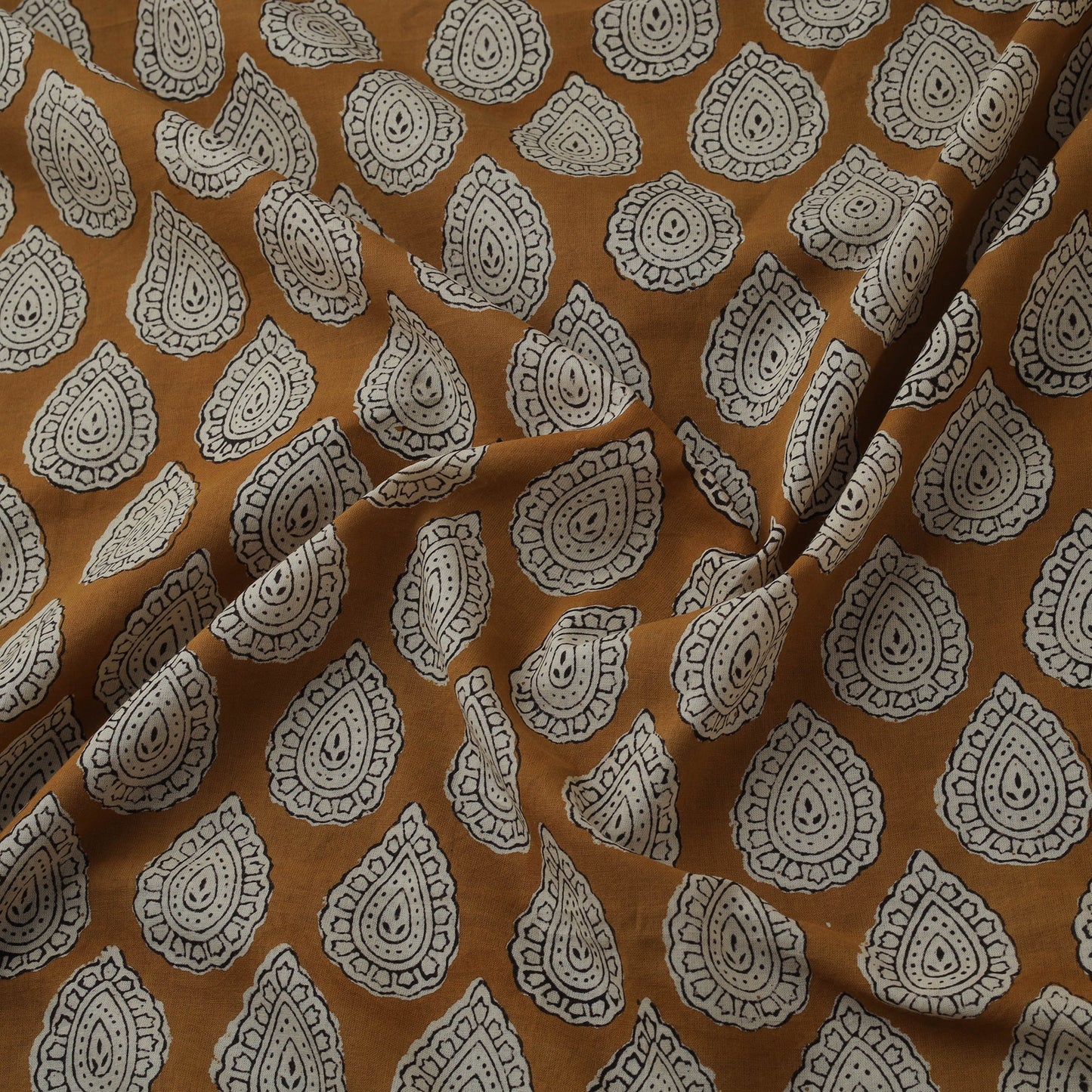 Natural dyed cotton hand block bagru print fabric 02