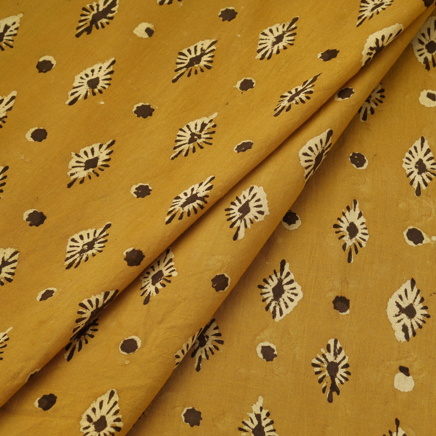 Natural dyed cotton hand pipad fabric 03 - handcrafted