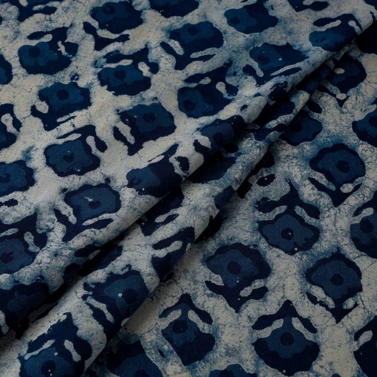 Natural dyed cotton indigo hand bagru dabu fabric 30