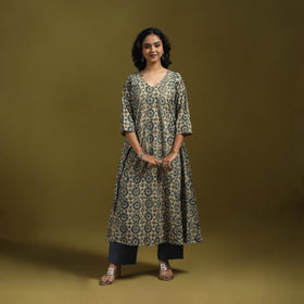 Natural dyed cotton a-line kurta for women 19 - handcrafted