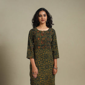 Natural dyed cotton straight kurta 10 - s - handcrafted