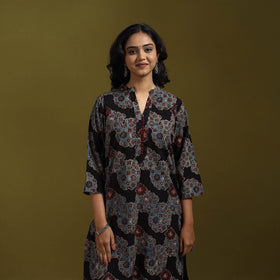 Natural dyed cotton straight kurta for women 02