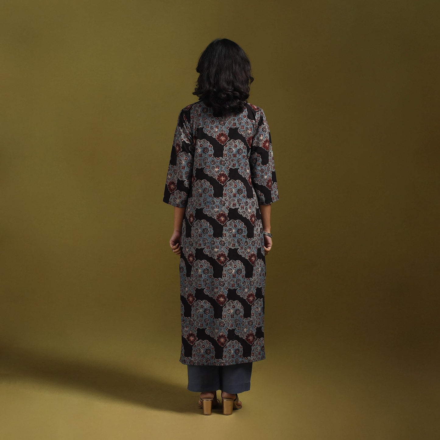 Natural dyed cotton straight kurta for women 02