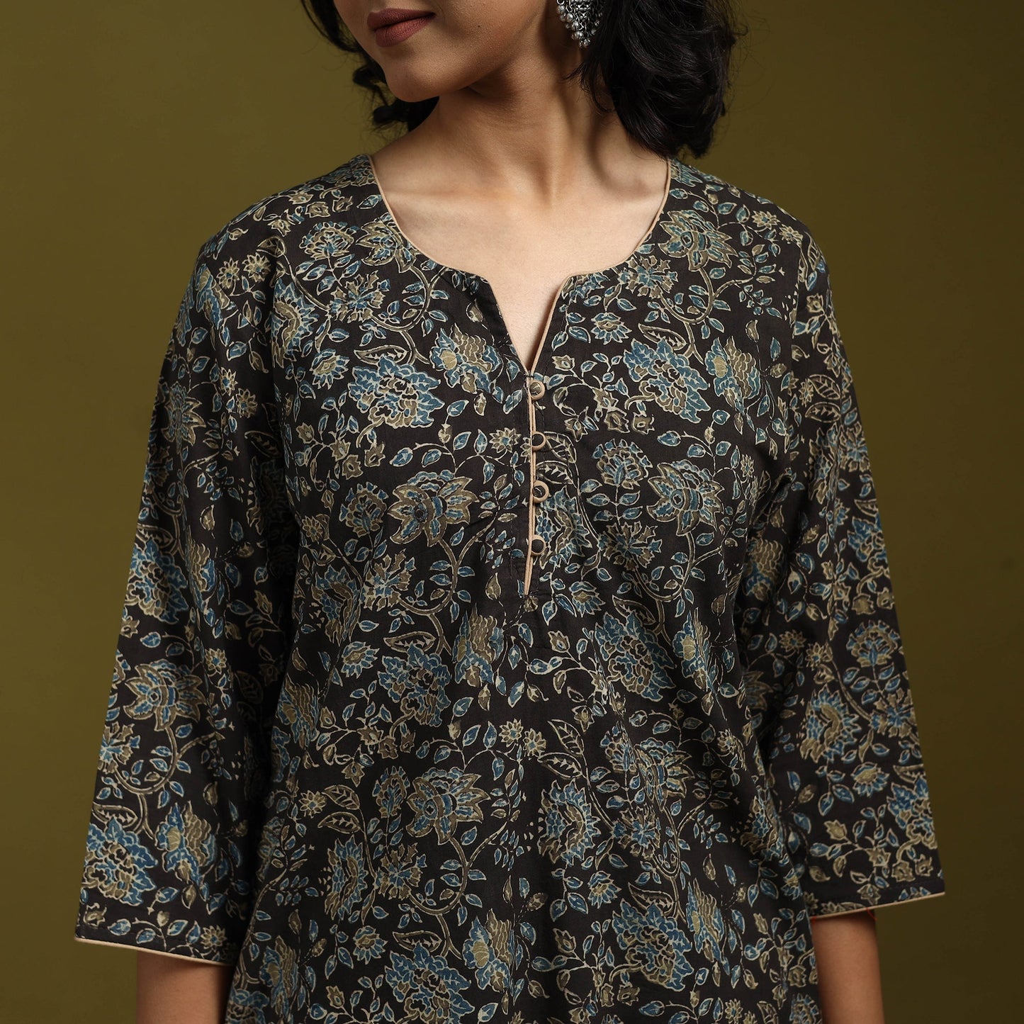 Natural dyed cotton straight kurta for women 04