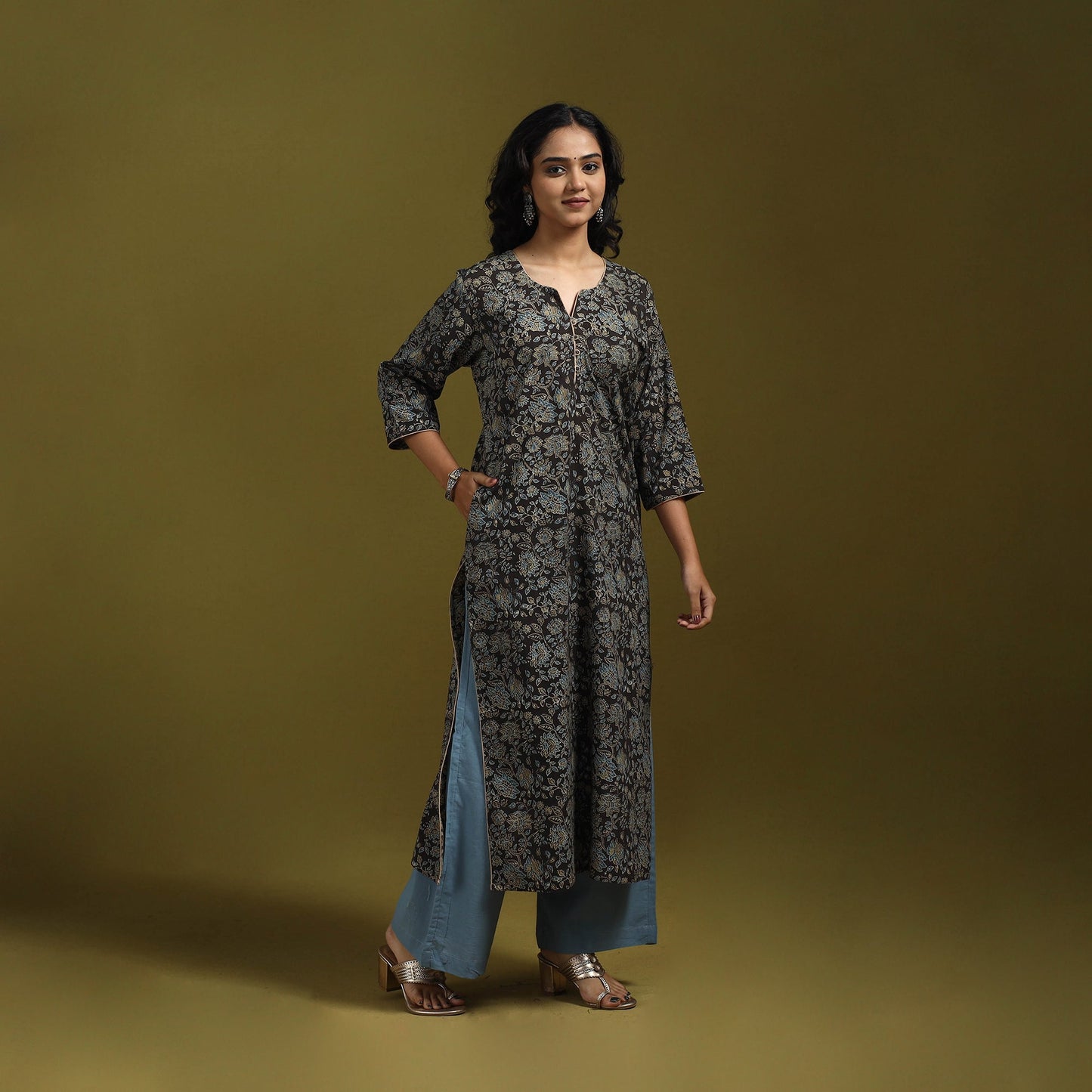 Natural dyed cotton straight kurta for women 04