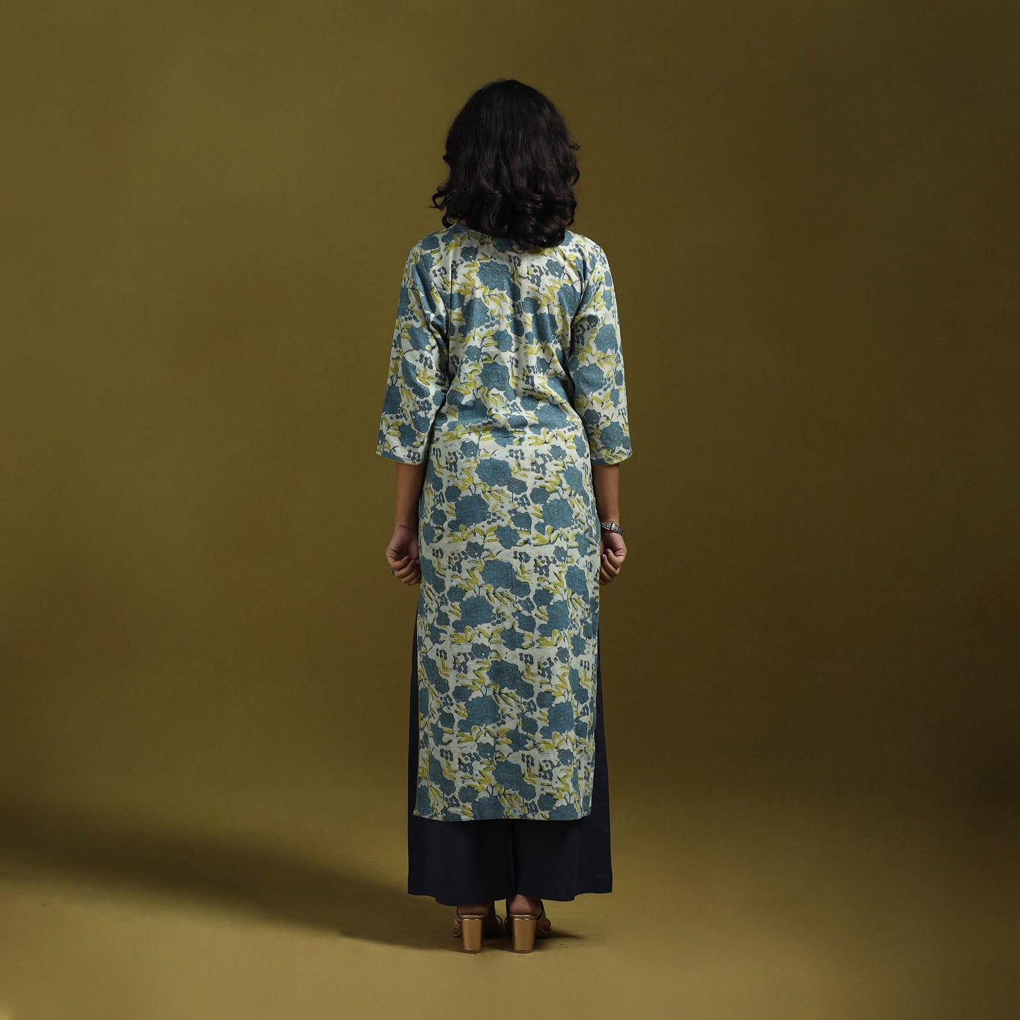 Natural dyed cotton straight kurta for women 08