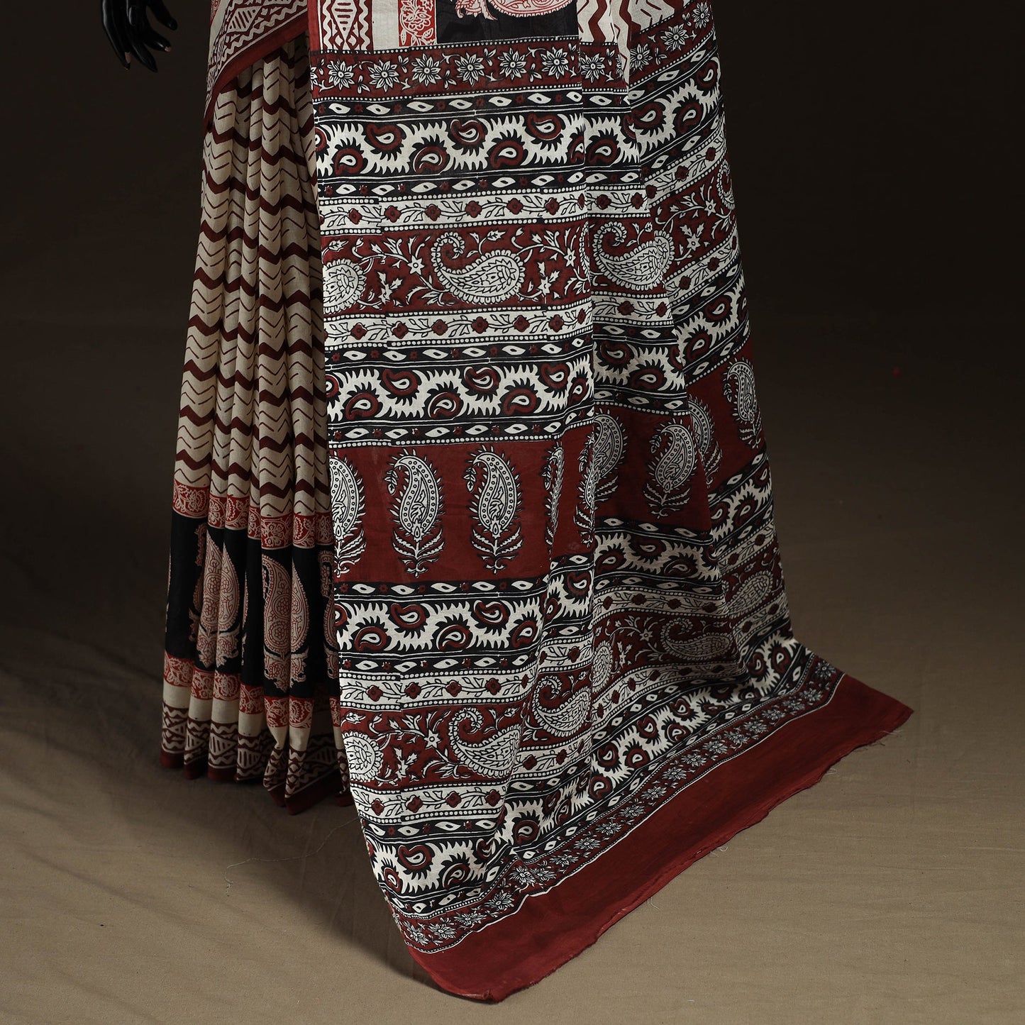 Natural dyed hand block print pure mul cotton bagru saree