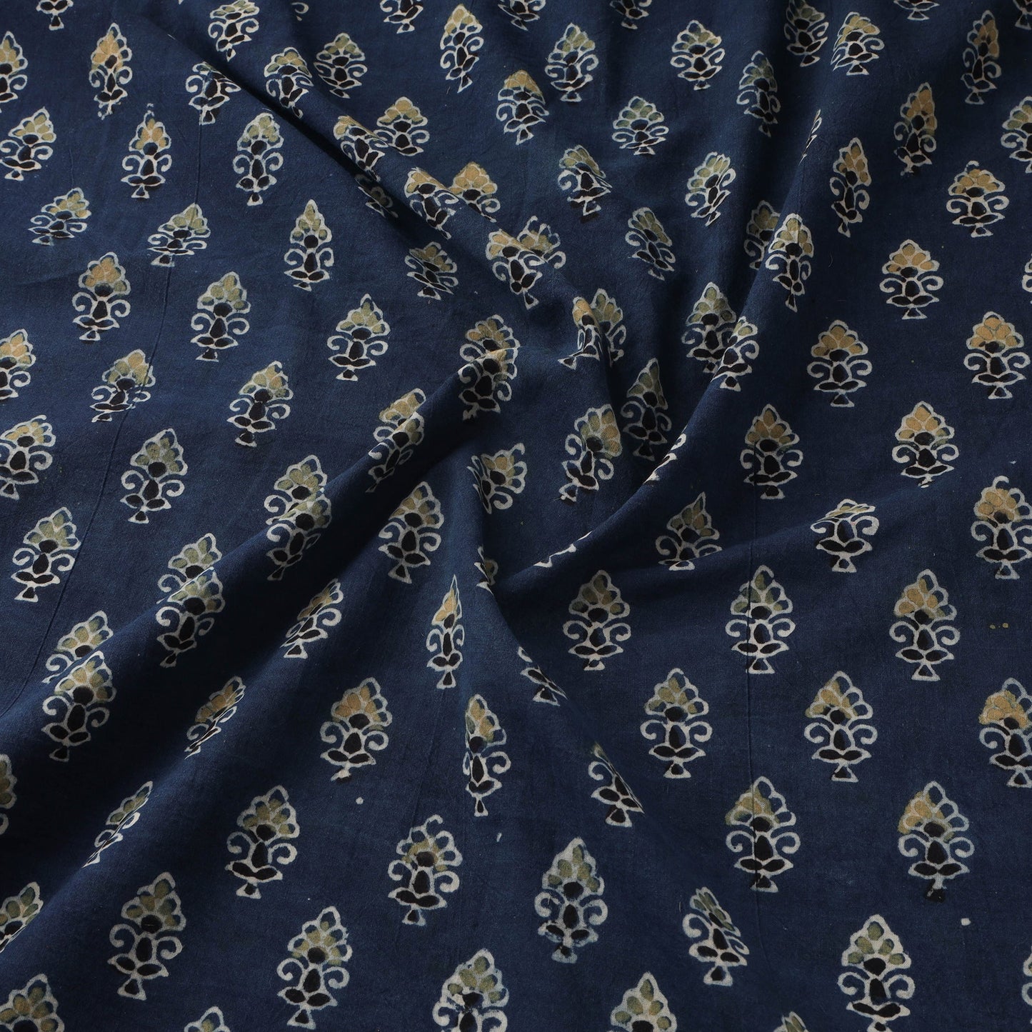 Natural dyed hand cotton fabric 03 - handcrafted