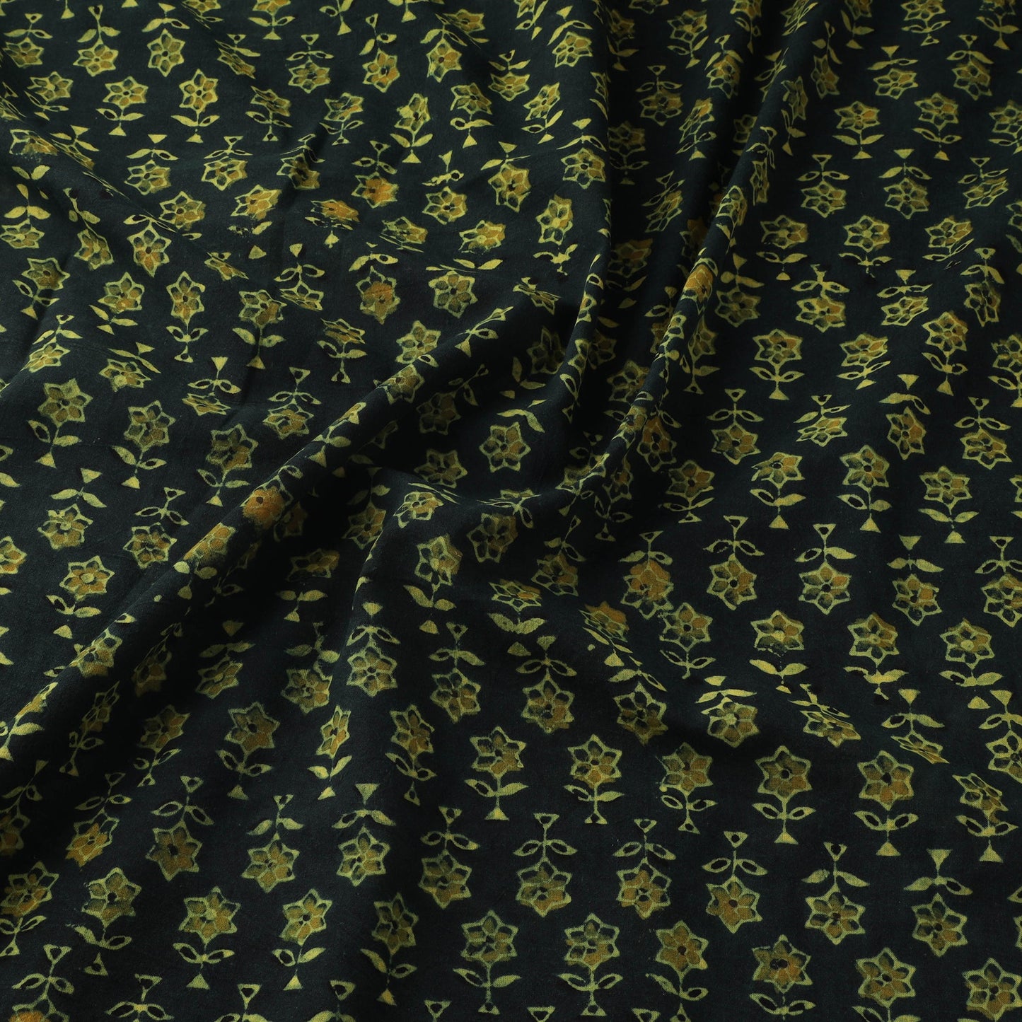 Natural dyed hand cotton fabric 07 - handcrafted