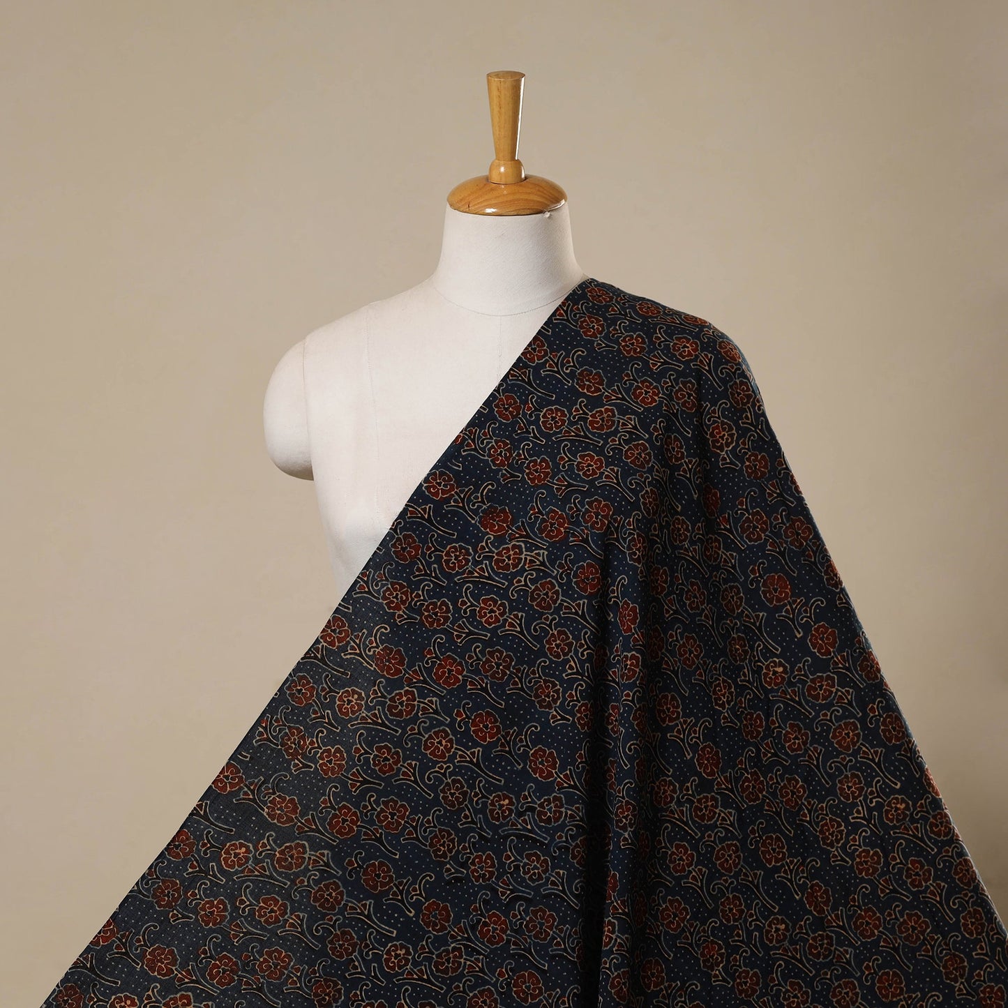 Natural dyed hand cotton fabric 08 - handcrafted