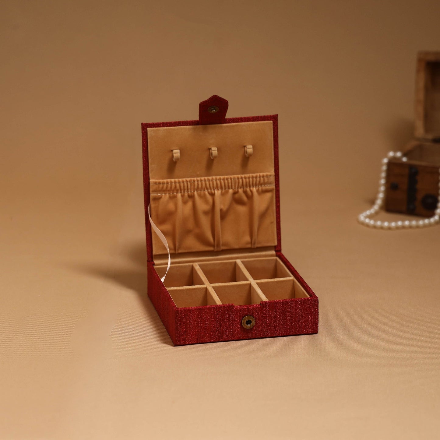 Natural dyed handpainted kalamkari jewellery box 02